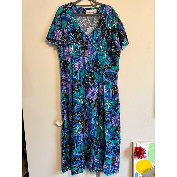 Caroline Wells Dresses & Skirts - Vintage Caroline Wells Collection Button Front Dress Size 16